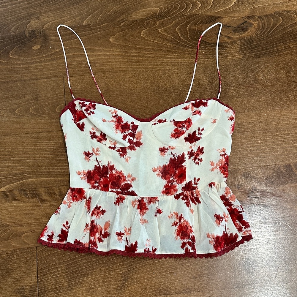 Reformation - Peppi Top, color Carmina